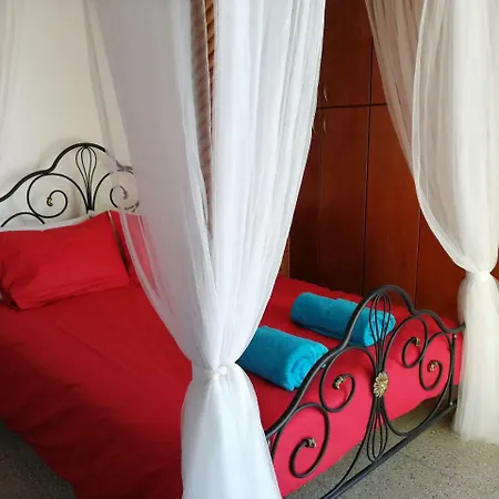 Дом отдыха Lemon Tree Courtyard *