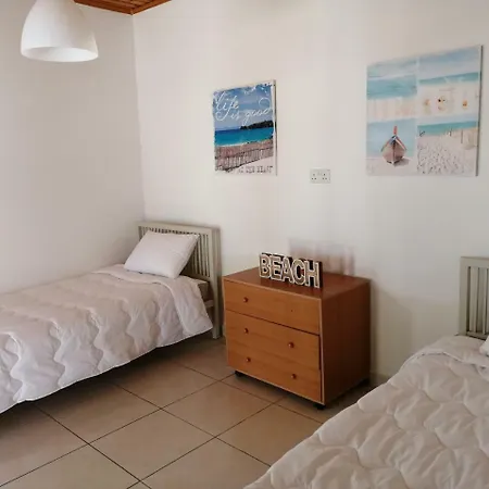 Lemon Tree Courtyard * Lárnaka