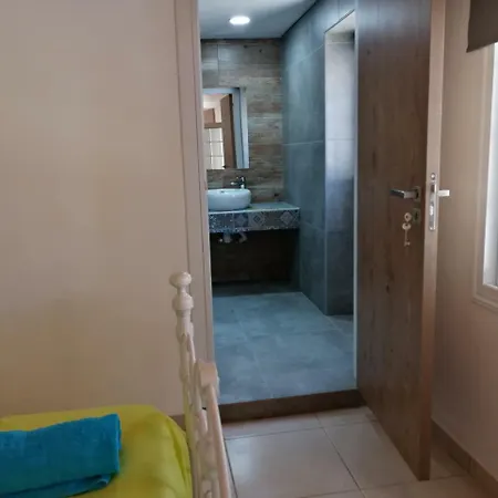 Lemon Tree Courtyard Hébergement de vacances *