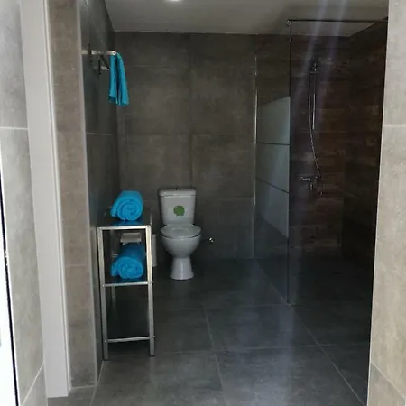 Lemon Tree Courtyard בית נופש *