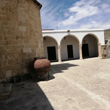 Lemon Tree Courtyard Semesterbostad