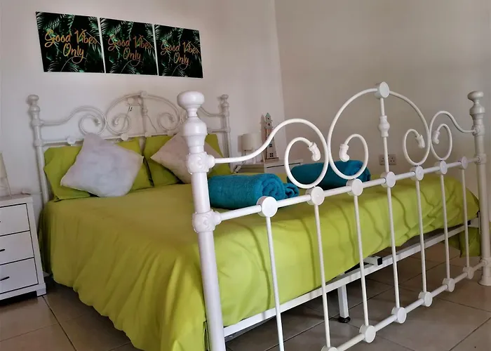 Lemon Tree Courtyard * ラルナカ