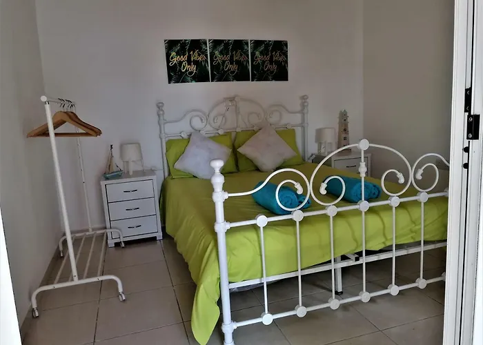 Lemon Tree Courtyard Prázdninový dům