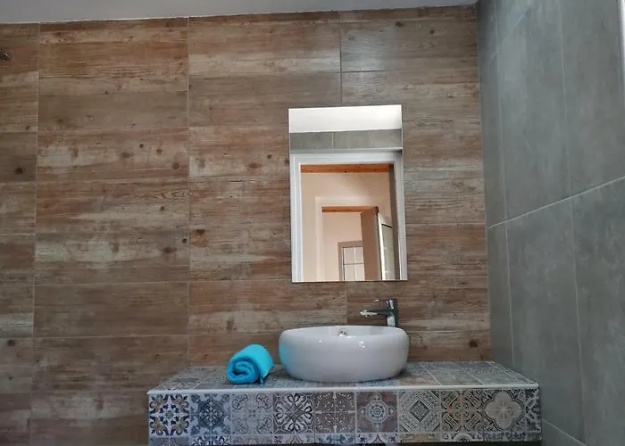 Lemon Tree Courtyard 別荘 ラルナカ