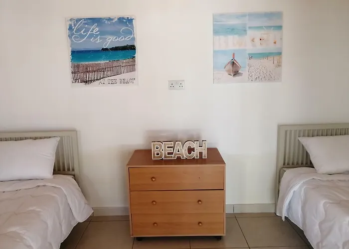 Lemon Tree Courtyard * ラルナカ