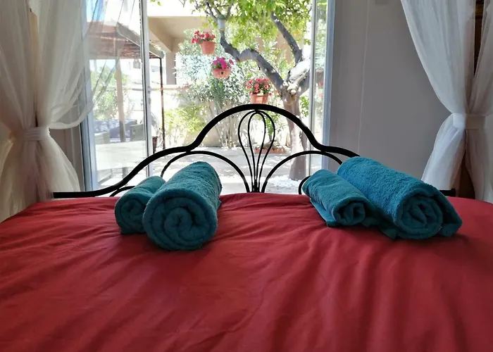 Lemon Tree Courtyard Larnaca