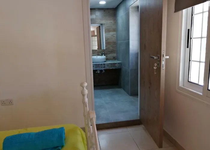 Lemon Tree Courtyard Holiday home *